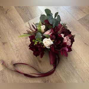 Elegant Burgundy and Cream Floral Bouquet
